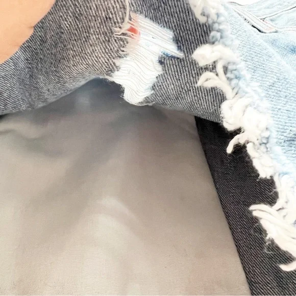 Vintage Levi's 501 Button Fly Shorts - Picture 6 of 7